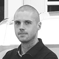 Porträttbild på Mattias.